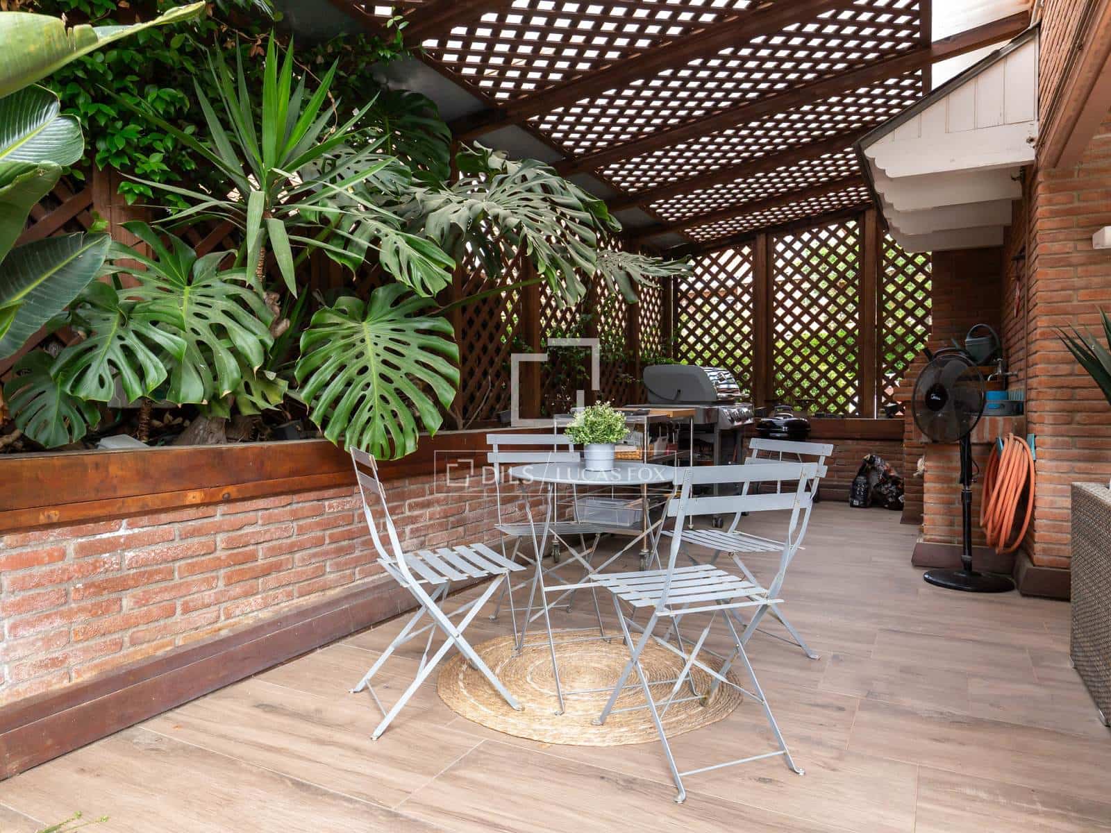 3 sypialnia Willa na sprzedaż w Sant Just Desvern z basenem garażem - 2 150 000 € (Ref: 9863753)
