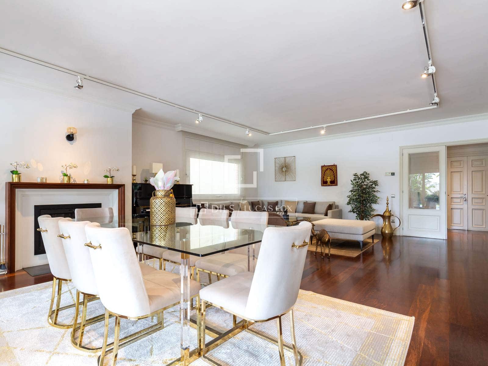 3 sypialnia Willa na sprzedaż w Sant Just Desvern z basenem garażem - 2 150 000 € (Ref: 9863753)