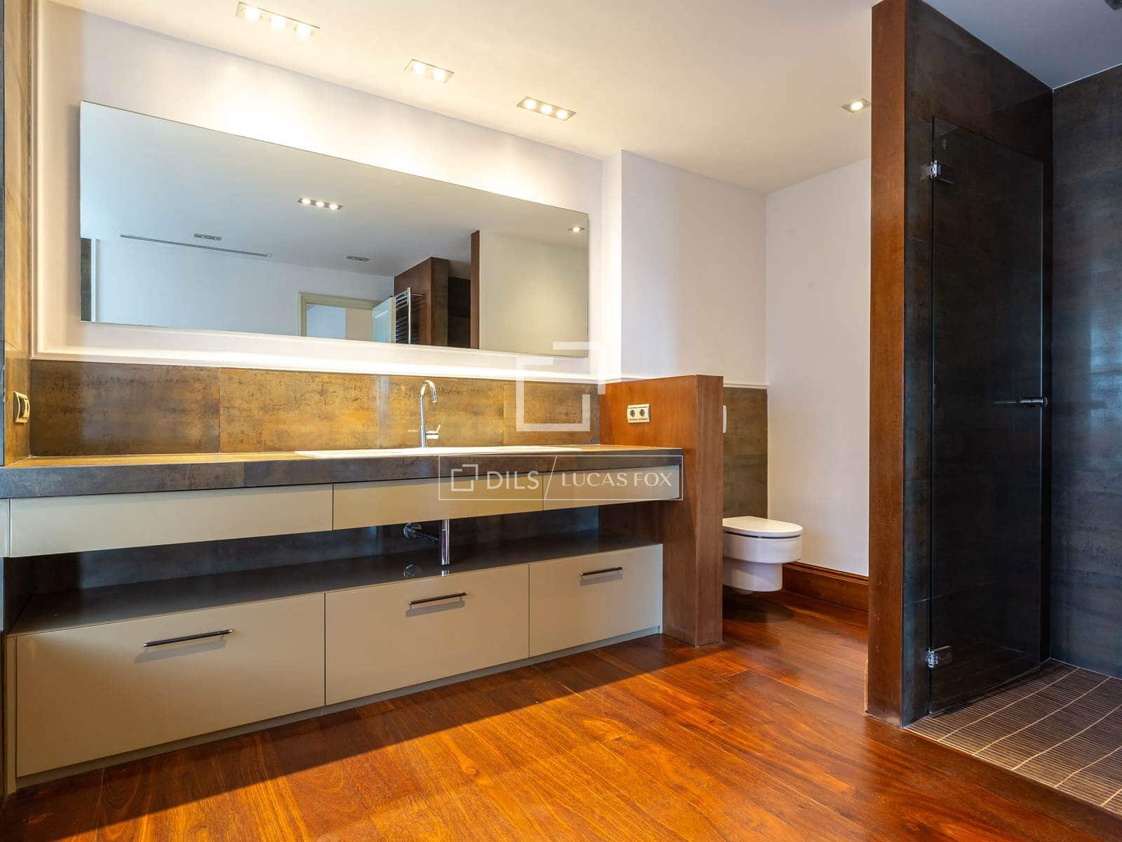 3 sypialnia Willa na sprzedaż w Sant Just Desvern z basenem garażem - 2 150 000 € (Ref: 9863753)