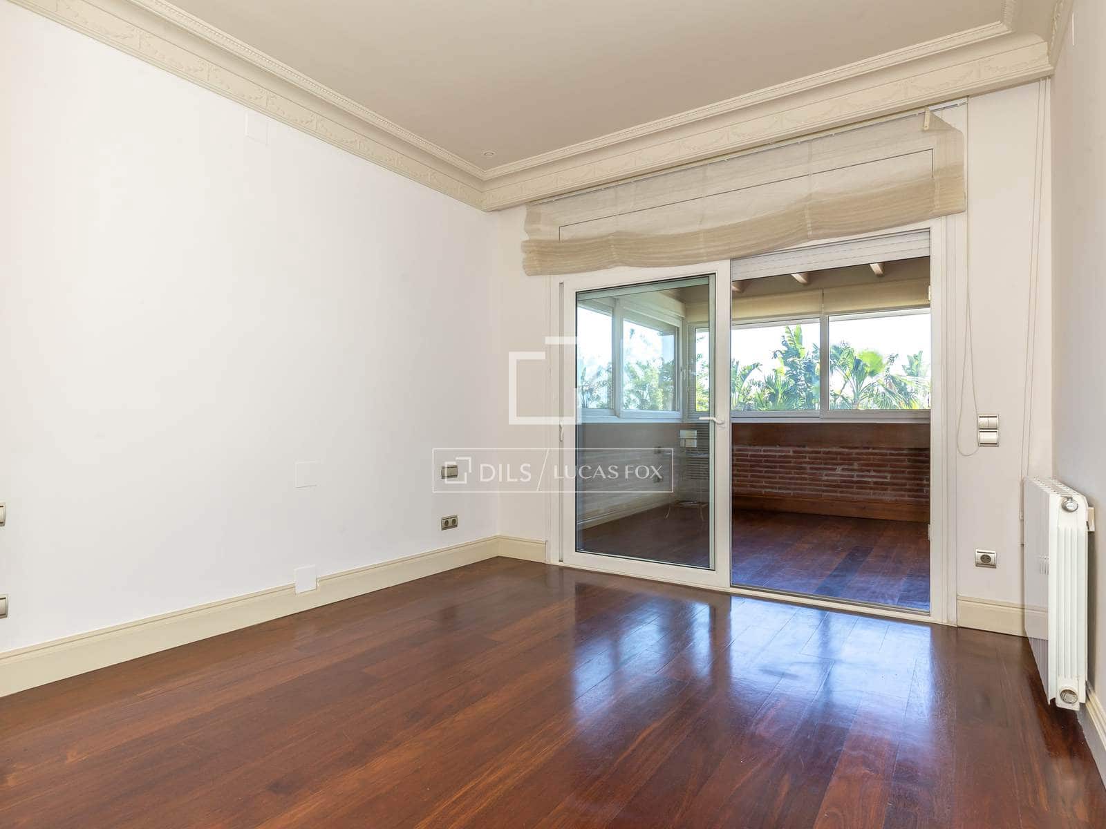 3 sypialnia Willa na sprzedaż w Sant Just Desvern z basenem garażem - 2 150 000 € (Ref: 9863753)