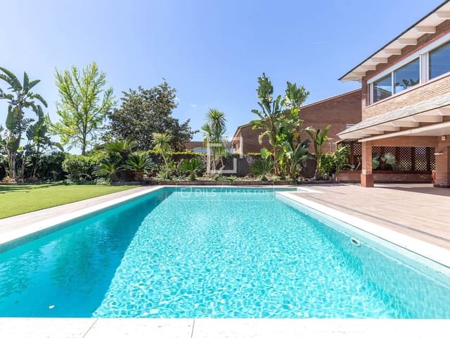 3 sypialnia Willa na sprzedaż w Sant Just Desvern z basenem garażem - 2 150 000 € (Ref: 9863753)