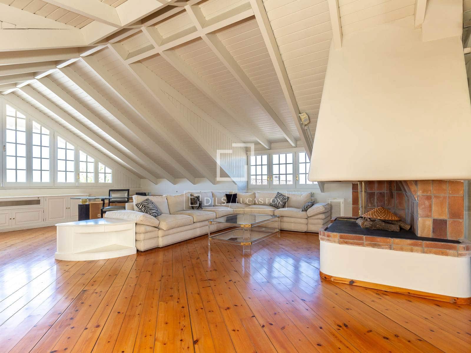 3 sypialnia Willa na sprzedaż w Sant Just Desvern z basenem garażem - 2 150 000 € (Ref: 9863753)
