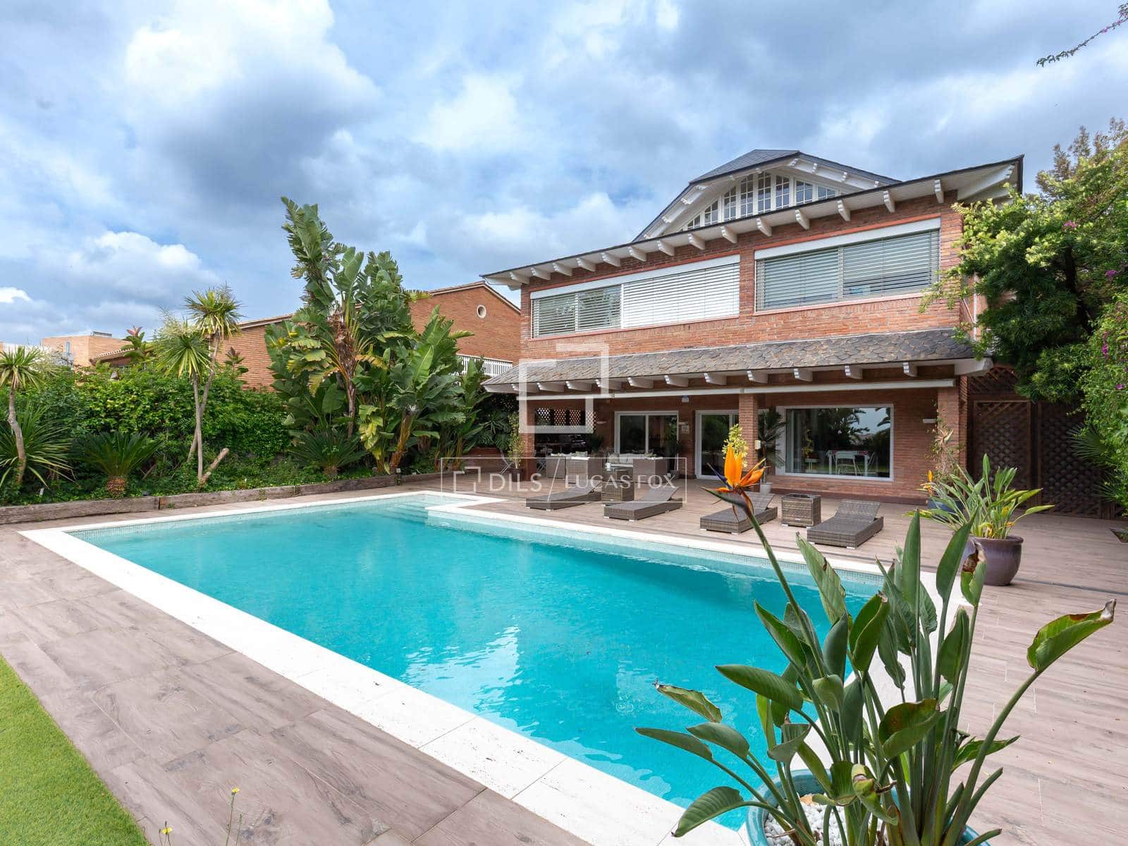 3 sypialnia Willa na sprzedaż w Sant Just Desvern z basenem garażem - 2 150 000 € (Ref: 9863753)