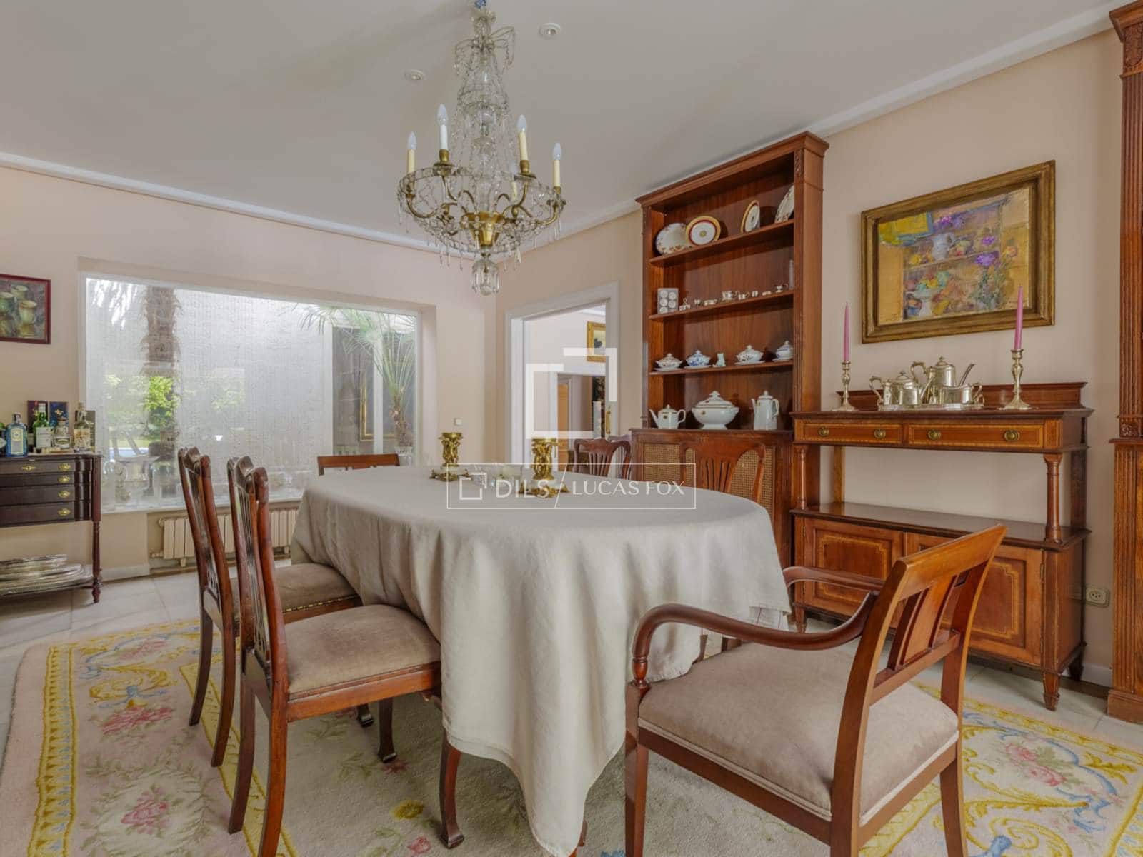 Chalet de 6 habitaciones en Pozuelo de Alarcón en venta con piscina garaje - 3.950.000 € (Ref: 9863755)