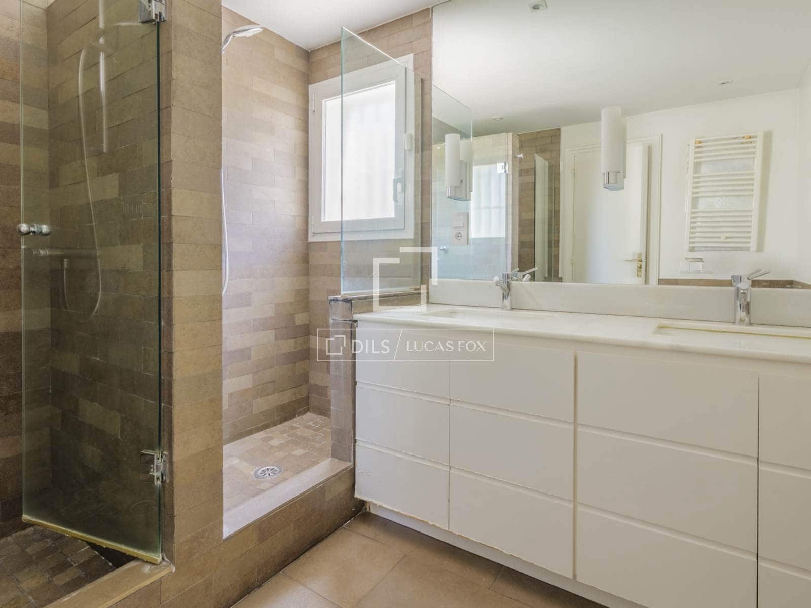 Chalet de 6 habitaciones en Pozuelo de Alarcón en venta con piscina garaje - 3.950.000 € (Ref: 9863755)