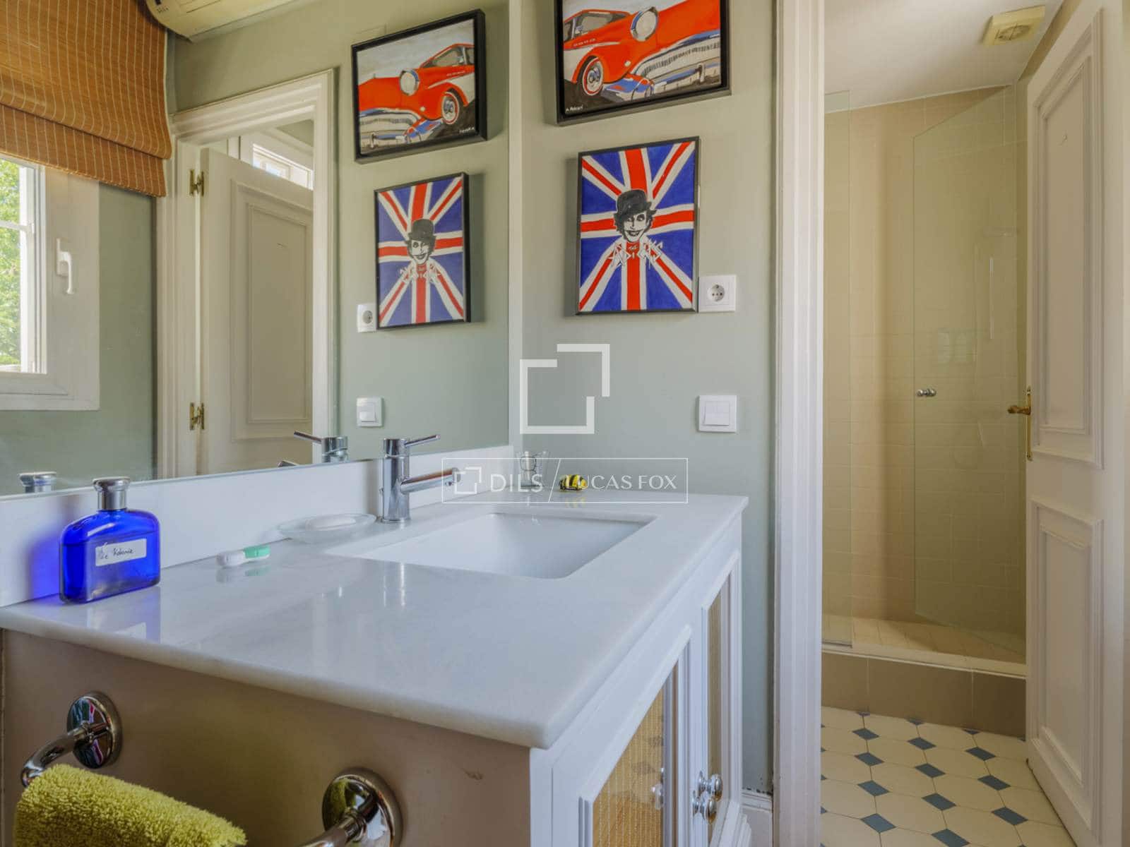 Chalet de 6 habitaciones en Pozuelo de Alarcón en venta con piscina garaje - 3.950.000 € (Ref: 9863755)