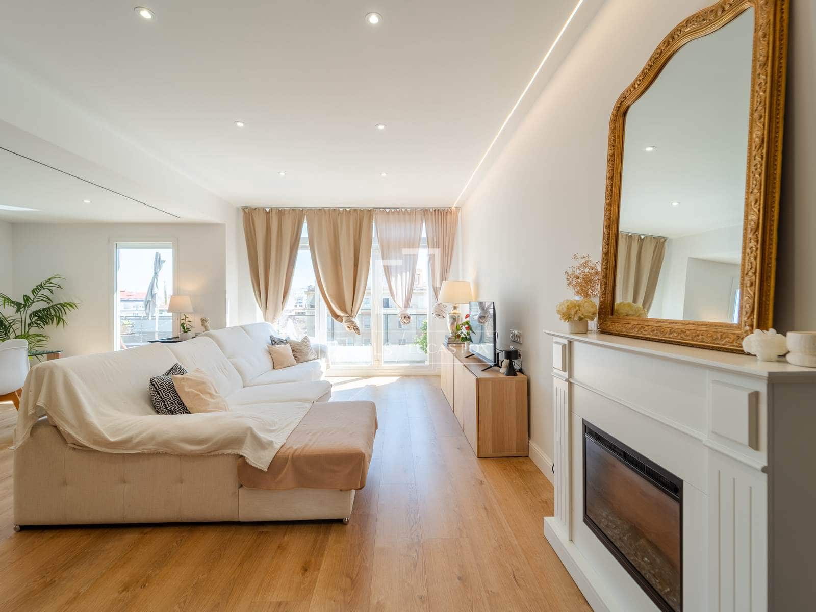 3 soveværelse Lejlighed til salg i Valencia by med garage - € 795.000 (Ref: 9865493)