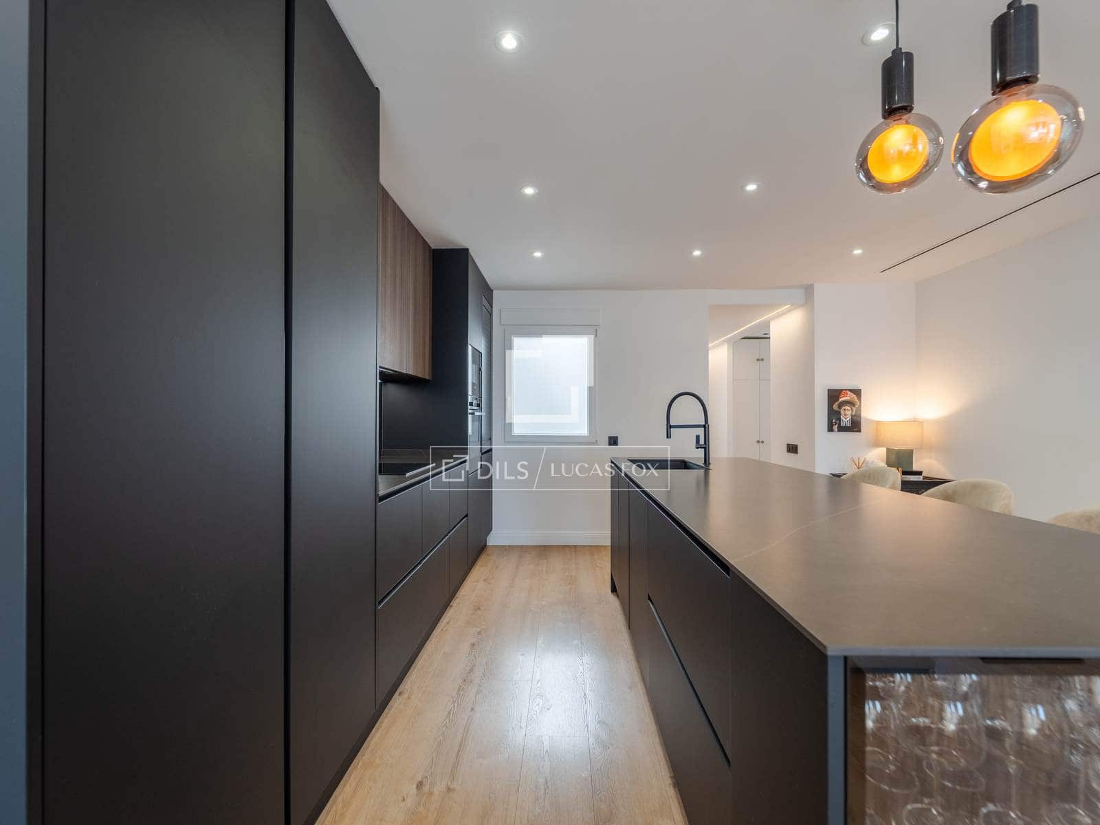 3 soveværelse Lejlighed til salg i Valencia by med garage - € 795.000 (Ref: 9865493)