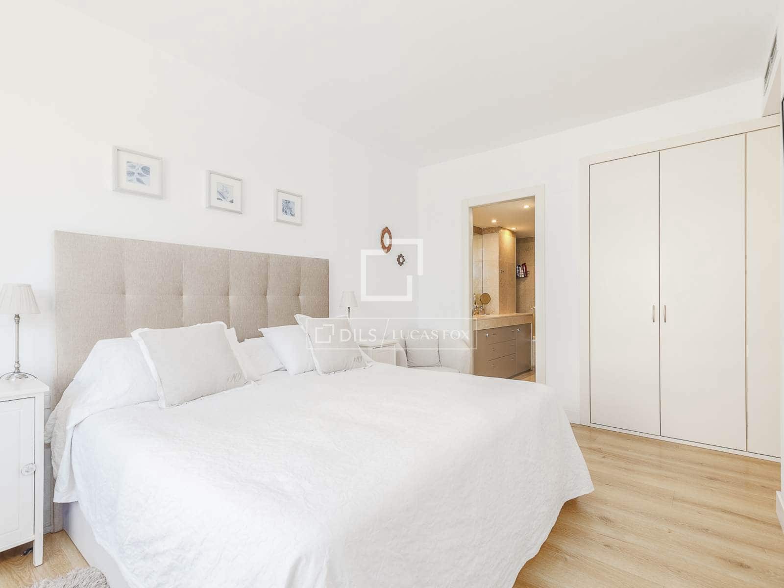 3 soveværelse Lejlighed til salg i Barcelona by med swimmingpool garage - € 1.200.000 (Ref: 9865921)