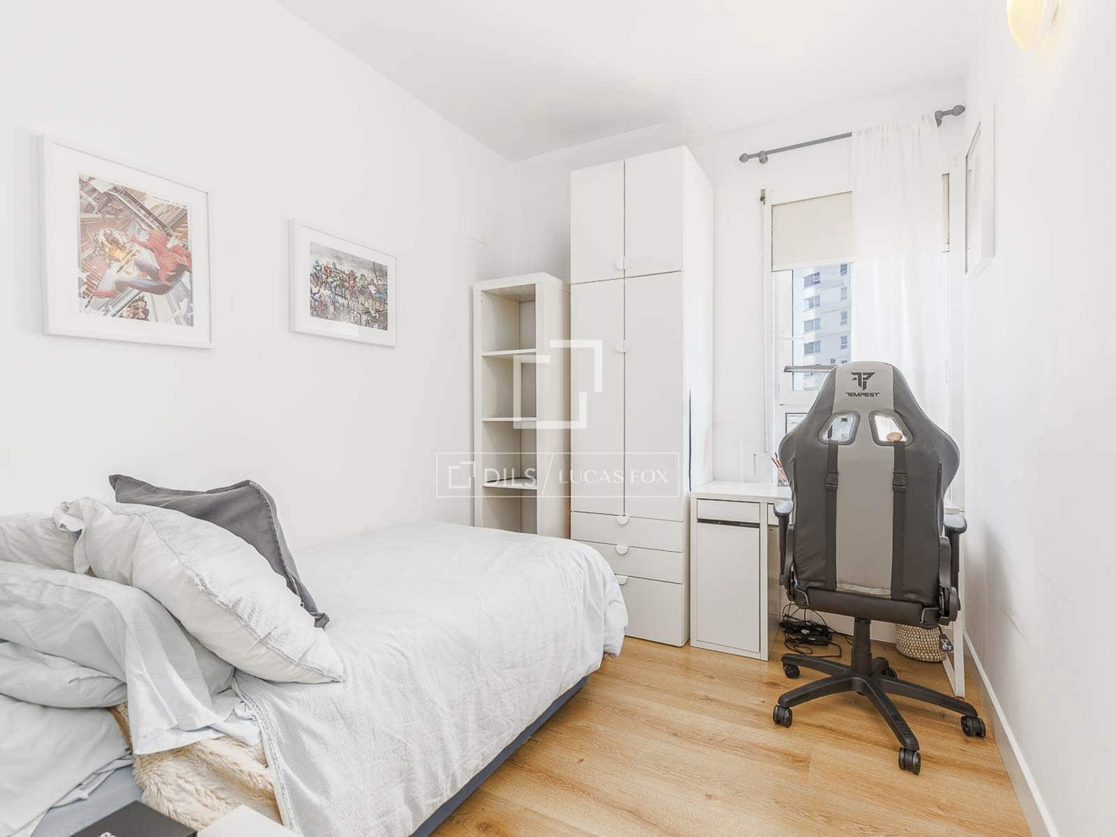 3 soveværelse Lejlighed til salg i Barcelona by med swimmingpool garage - € 1.200.000 (Ref: 9865921)