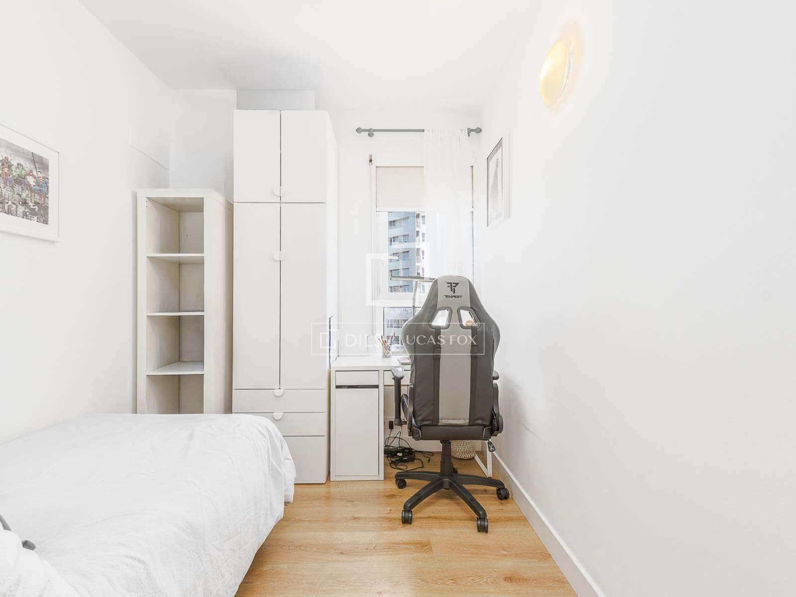 3 soveværelse Lejlighed til salg i Barcelona by med swimmingpool garage - € 1.200.000 (Ref: 9865921)