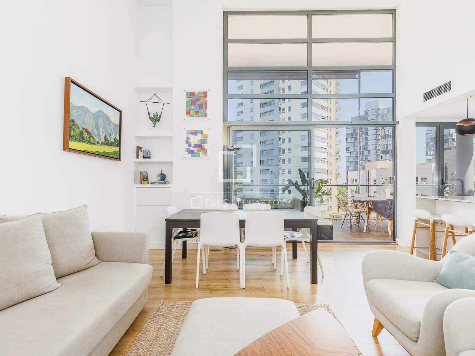 3 soveværelse Lejlighed til salg i Barcelona by med swimmingpool garage - € 1.200.000 (Ref: 9865921)