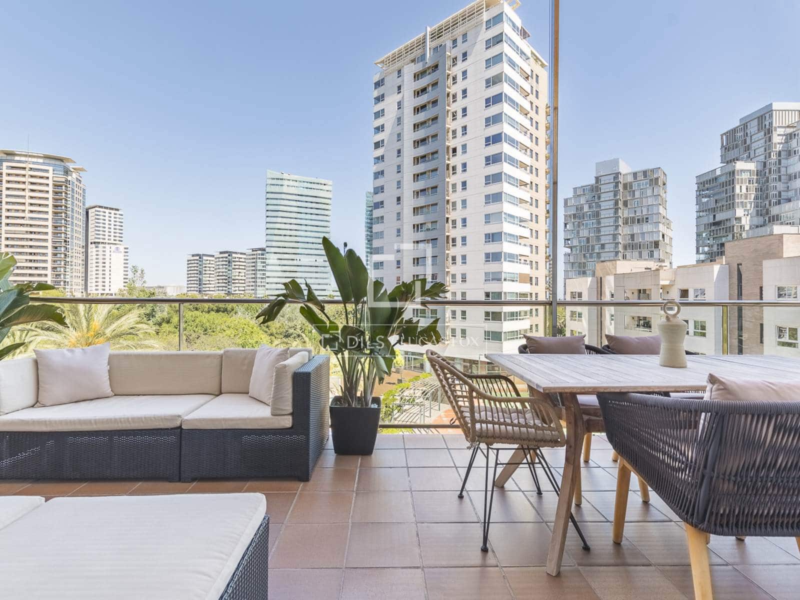 3 soveværelse Lejlighed til salg i Barcelona by med swimmingpool garage - € 1.200.000 (Ref: 9865921)