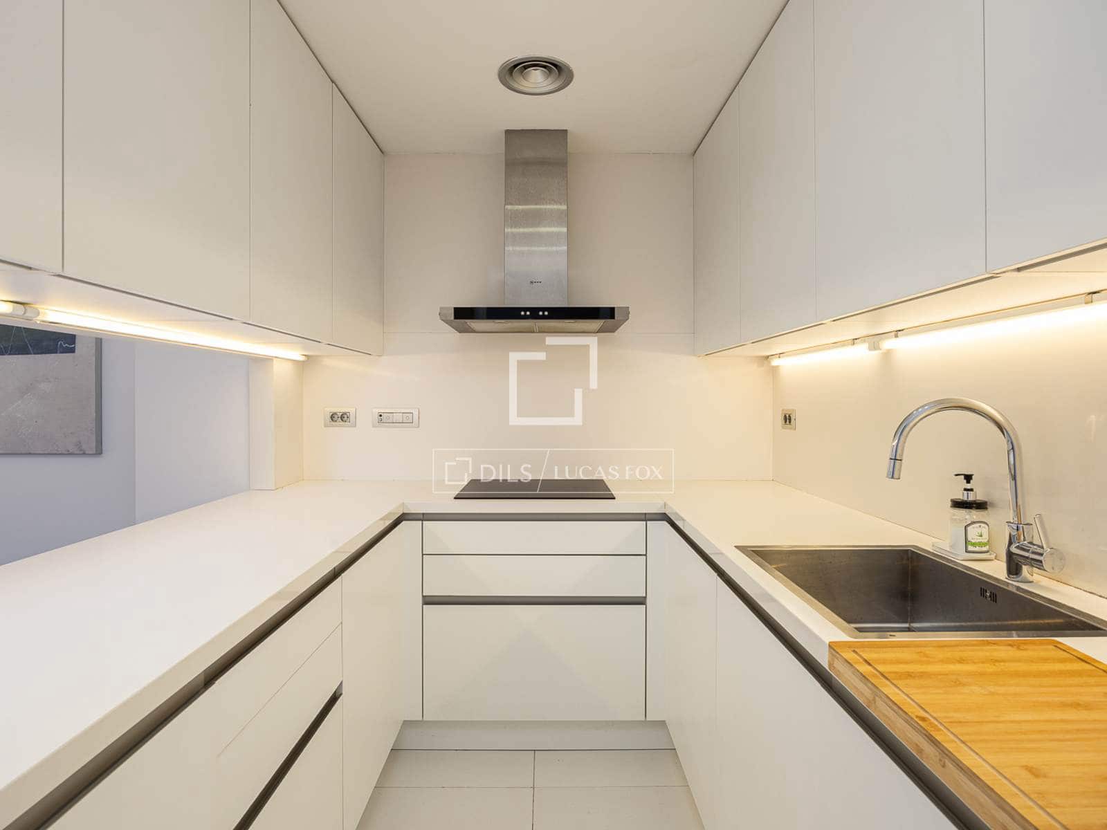 2 makuuhuone Huoneisto vuokrattavana paikassa Barcelona kaupunki - 2 800 € (Ref: 9865923)