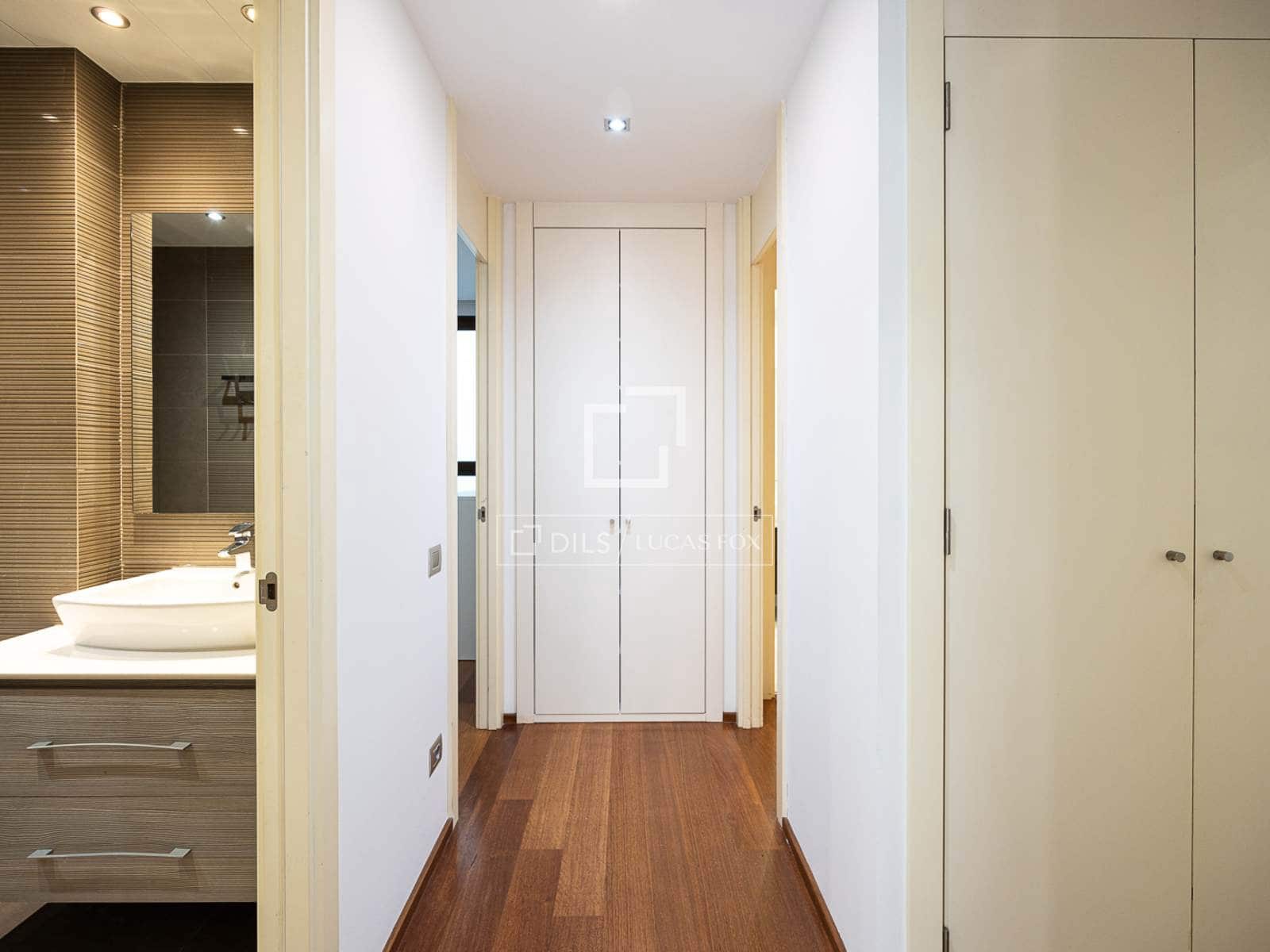 2 makuuhuone Huoneisto vuokrattavana paikassa Barcelona kaupunki - 2 800 € (Ref: 9865923)