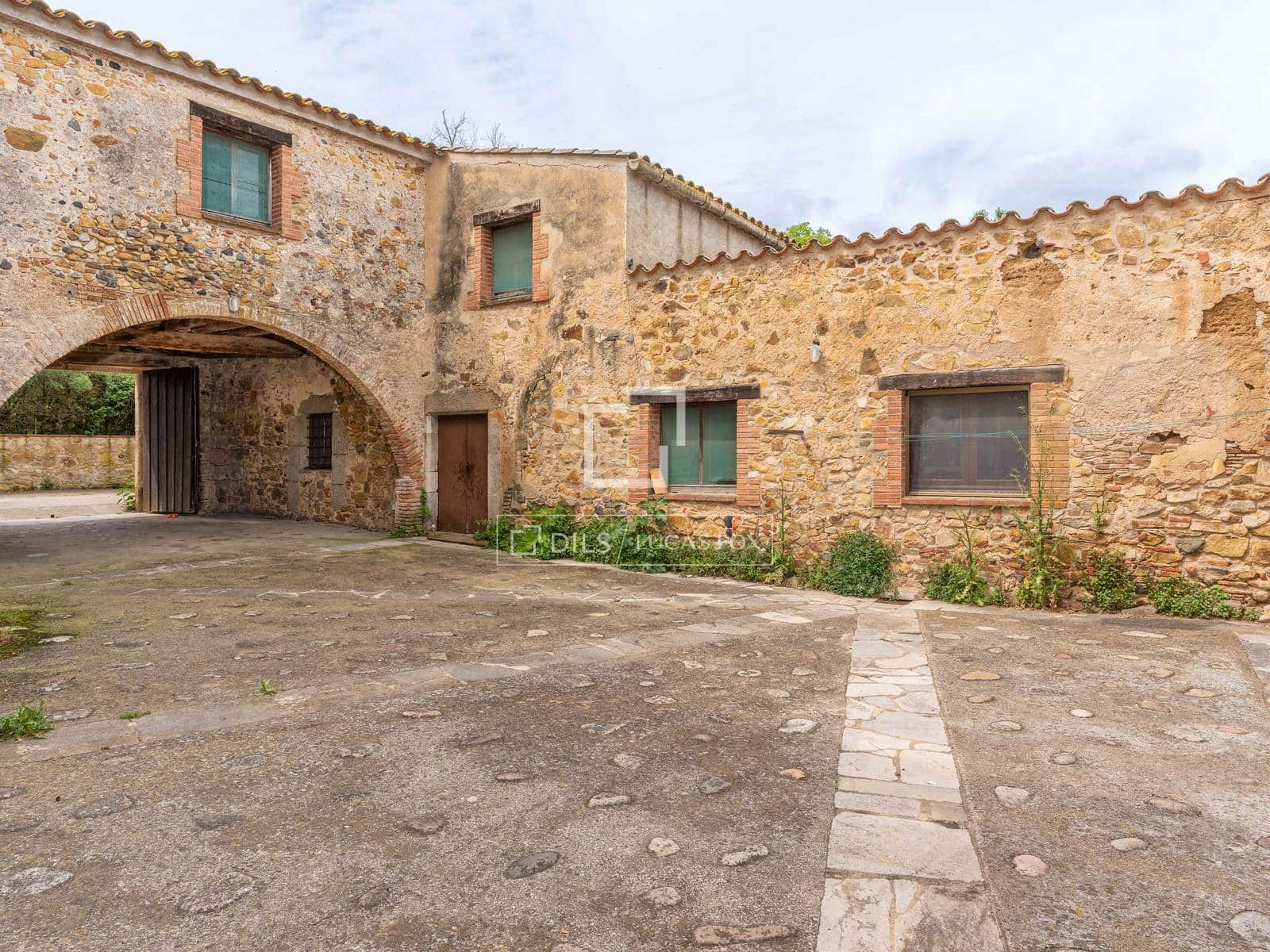 17 bedroom Finca/Country House for sale in Llagostera with pool garage - € 1,450,000 (Ref: 9866035)