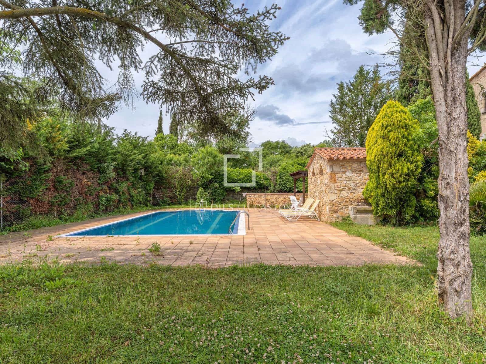 17 bedroom Finca/Country House for sale in Llagostera with pool garage - € 1,450,000 (Ref: 9866035)