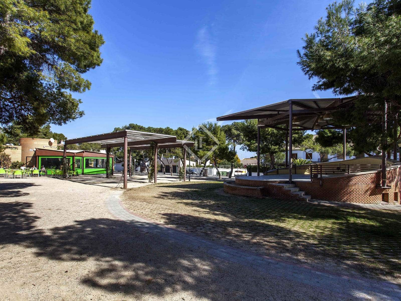 3 bedroom Apartment for sale in Rocafort with garage - € 400,500 (Ref: 9866036)