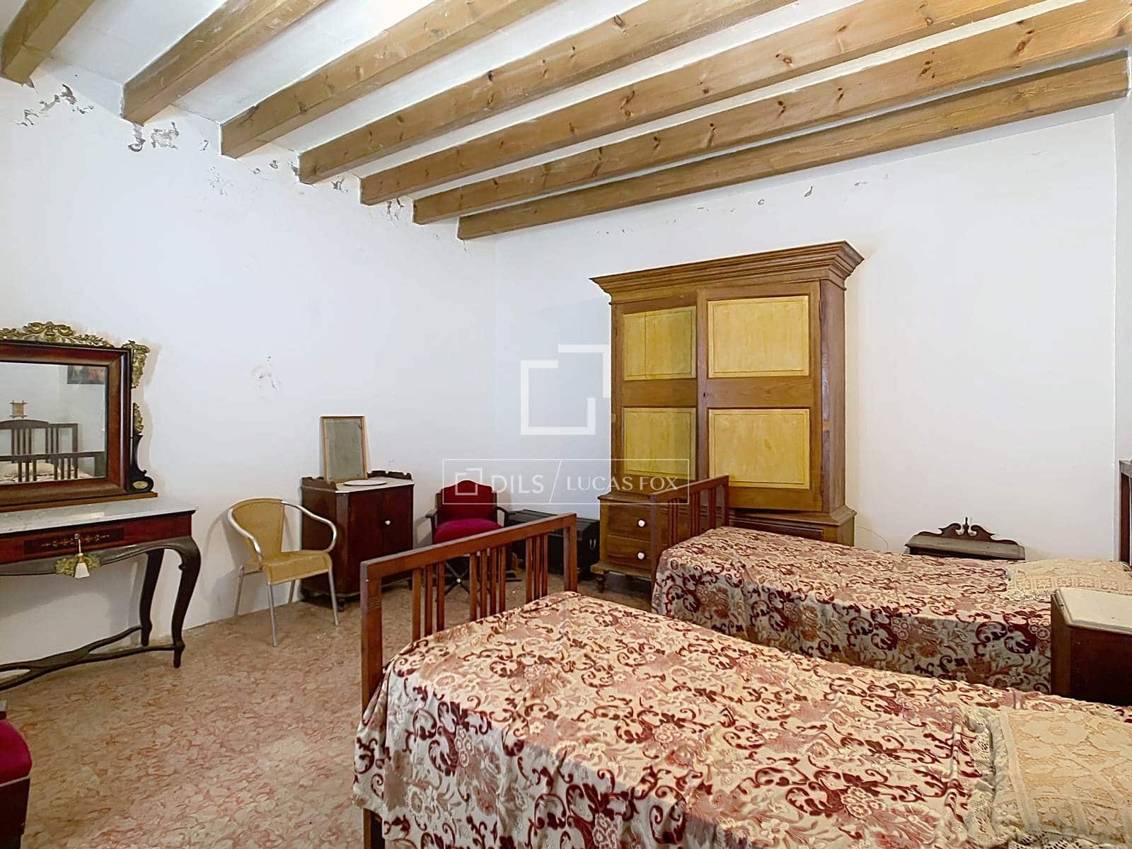 8 slaapkamer Finca/Landhuis te koop in Ciutadella de Menorca met garage - € 4.200.000 (Ref: 9866038)