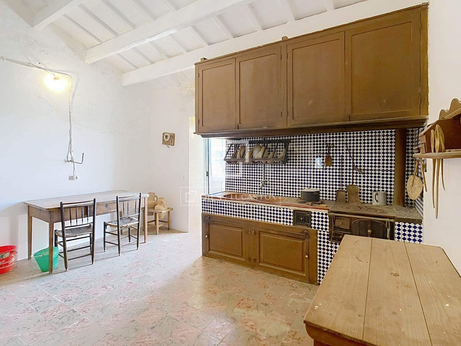 8 slaapkamer Finca/Landhuis te koop in Ciutadella de Menorca met garage - € 4.200.000 (Ref: 9866038)