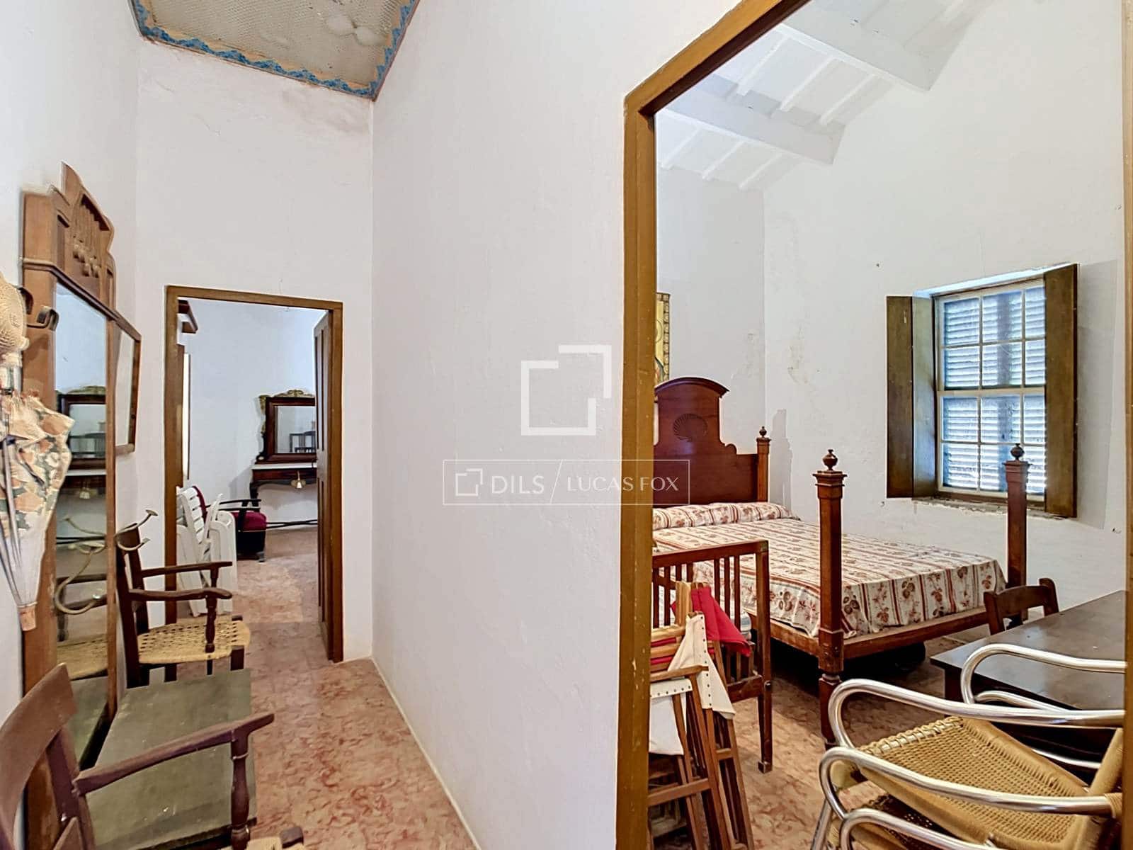 8 slaapkamer Finca/Landhuis te koop in Ciutadella de Menorca met garage - € 4.200.000 (Ref: 9866038)