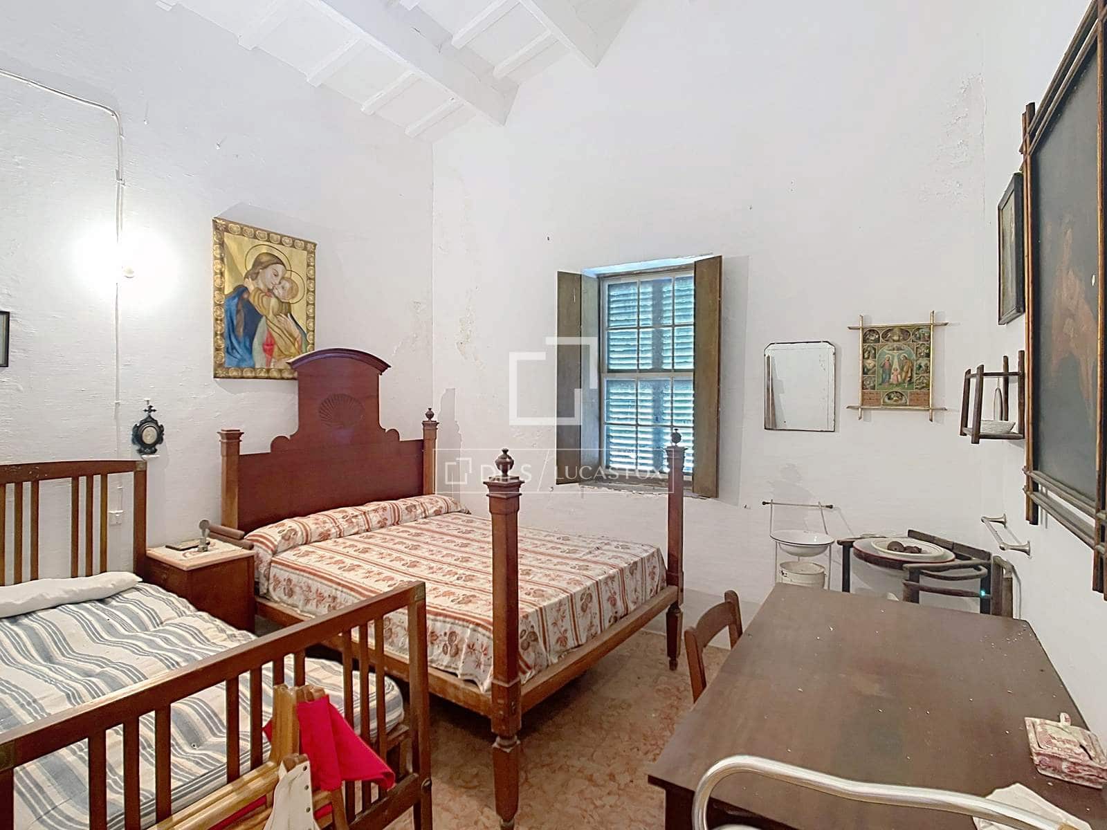 8 slaapkamer Finca/Landhuis te koop in Ciutadella de Menorca met garage - € 4.200.000 (Ref: 9866038)