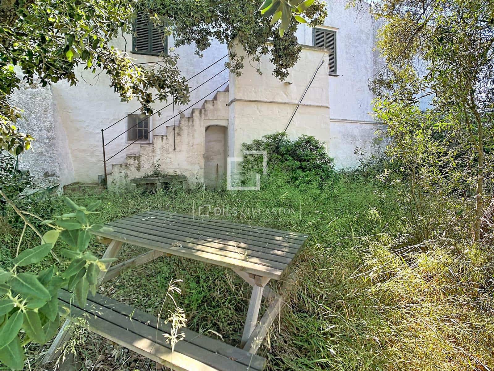 8 slaapkamer Finca/Landhuis te koop in Ciutadella de Menorca met garage - € 4.200.000 (Ref: 9866038)
