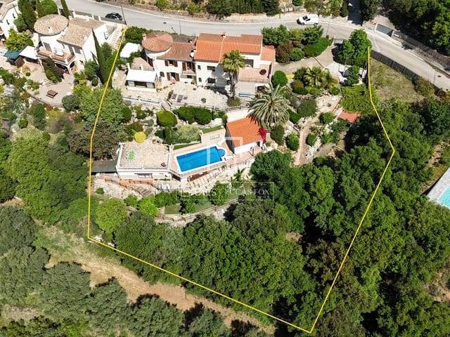 6 soveværelse Villa til salg i Calonge i Sant Antoni med swimmingpool garage - € 700.000 (Ref: 9866039)