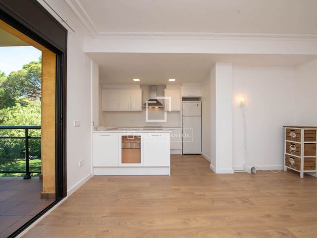 3 chambre Appartement à vendre à Platja d'Aro, Castell-Platja d'Aro avec piscine garage - 495 000 € (Ref: 9866134)
