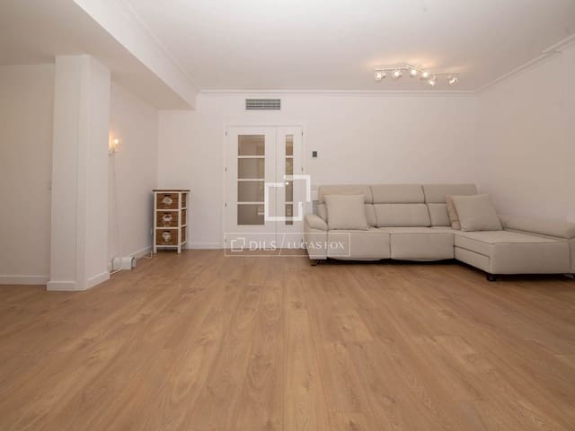 3 chambre Appartement à vendre à Platja d'Aro, Castell-Platja d'Aro avec piscine garage - 495 000 € (Ref: 9866134)