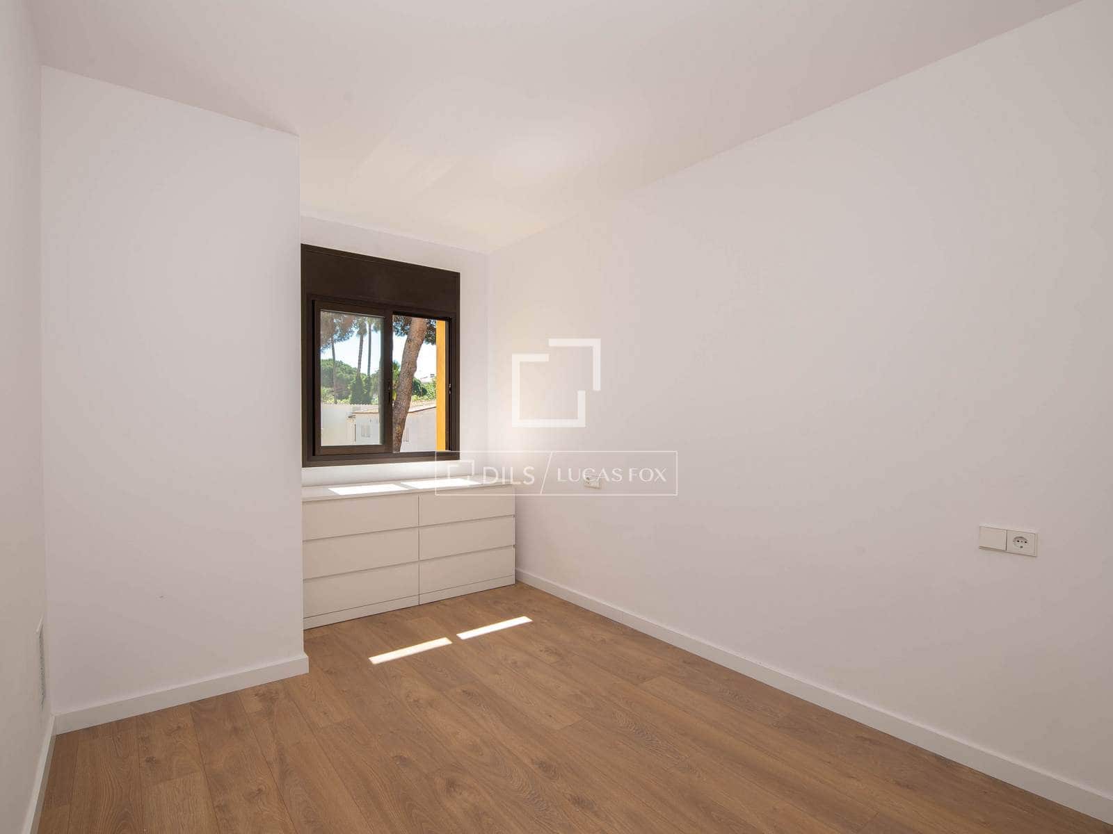 3 soverom Leilighet til salgs i Platja d'Aro med svømmebasseng garasje - € 495 000 (Ref: 9866134)