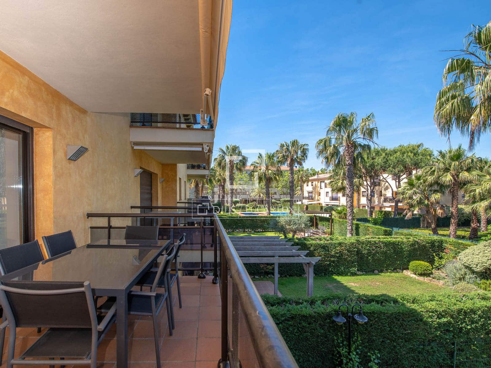 3 soverom Leilighet til salgs i Platja d'Aro med svømmebasseng garasje - € 495 000 (Ref: 9866134)
