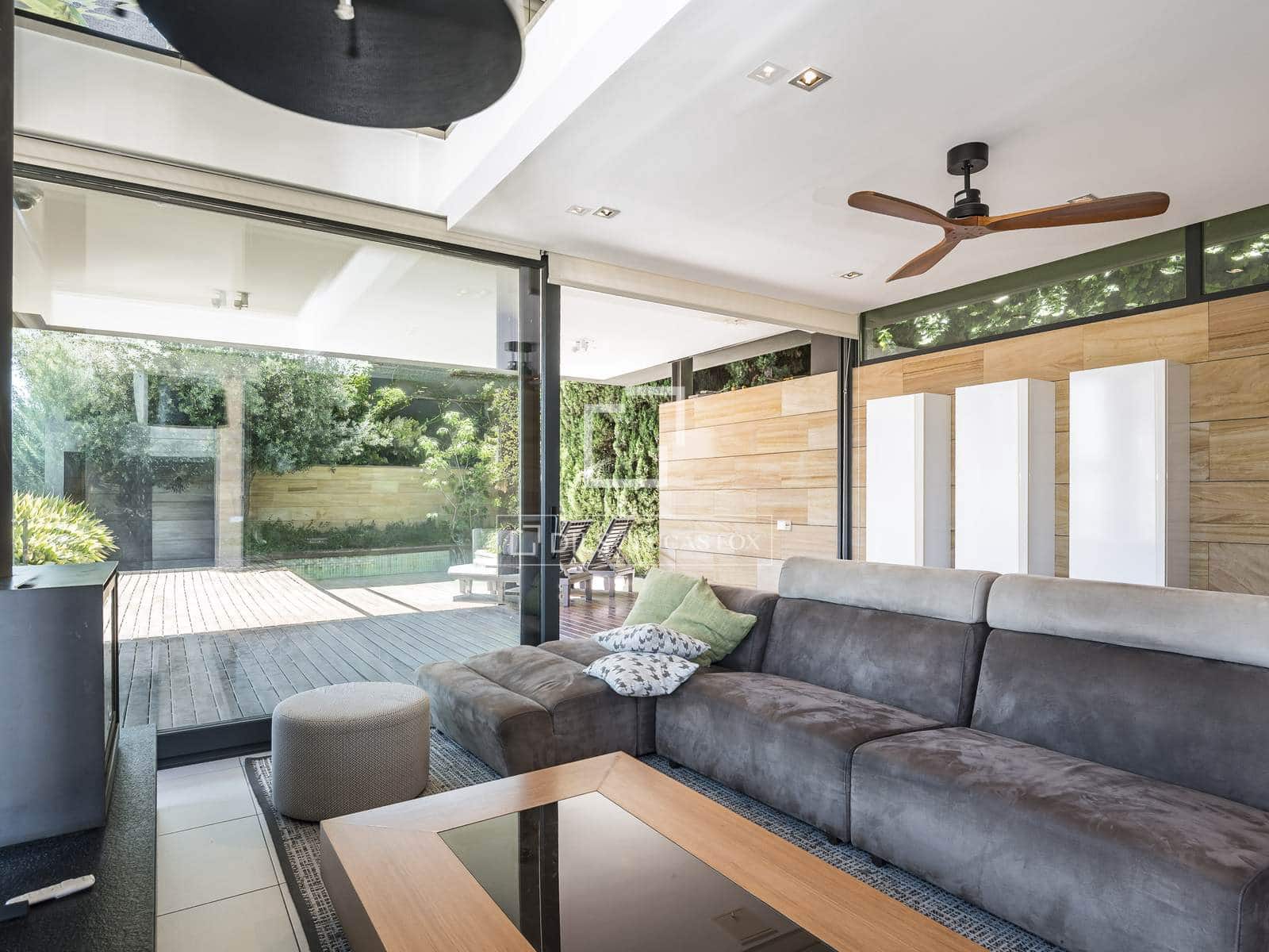 3 soveværelse Villa til leje i Castelldefels med swimmingpool garage - € 5.600 (Ref: 9866135)