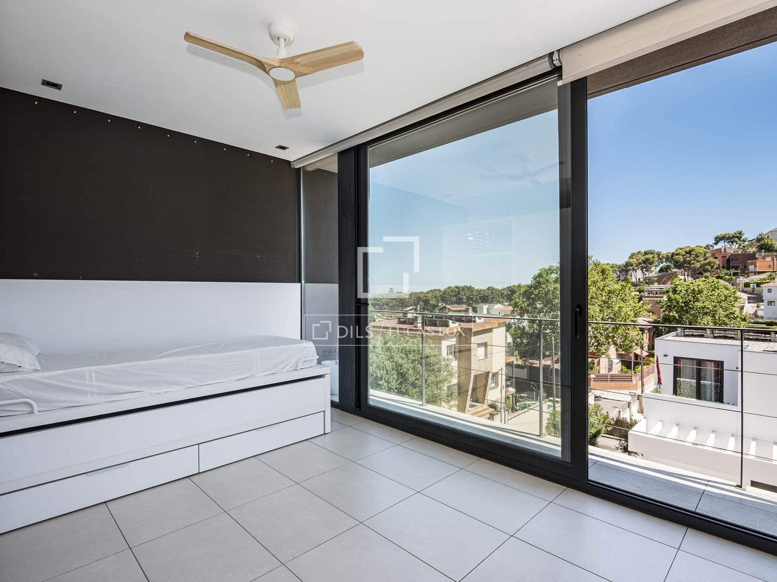3 soveværelse Villa til leje i Castelldefels med swimmingpool garage - € 5.600 (Ref: 9866135)
