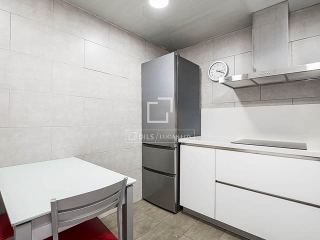 4 slaapkamer Villa te koop in Castelldefels - € 850.000 (Ref: 9866136)