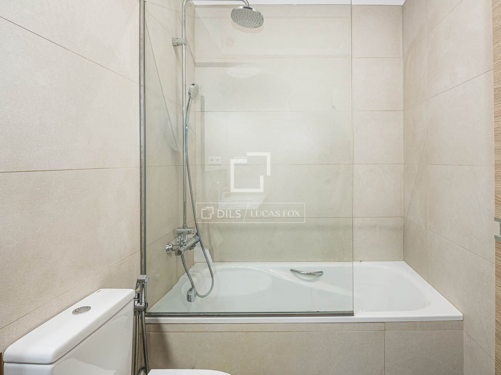 4 slaapkamer Villa te koop in Castelldefels met garage - € 850.000 (Ref: 9866136)