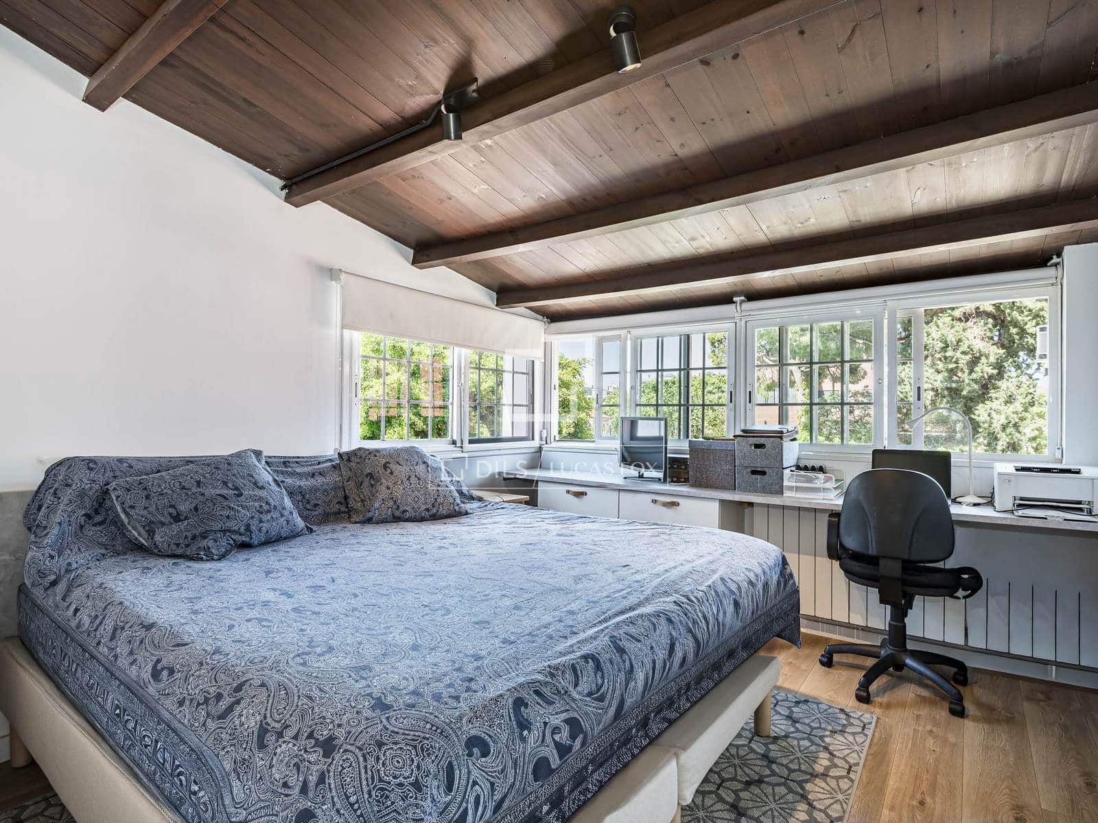 4 slaapkamer Villa te koop in Castelldefels met garage - € 850.000 (Ref: 9866136)