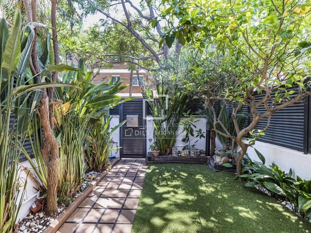 4 slaapkamer Villa te koop in Castelldefels - € 850.000 (Ref: 9866136)