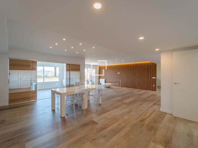 5 soverom Leilighet til leie i Valencia by med garasje - € 5 000 (Ref: 9866139)