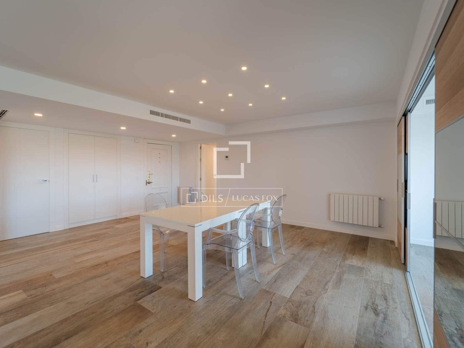 5 soverom Leilighet til leie i Valencia by med garasje - € 5 000 (Ref: 9866139)
