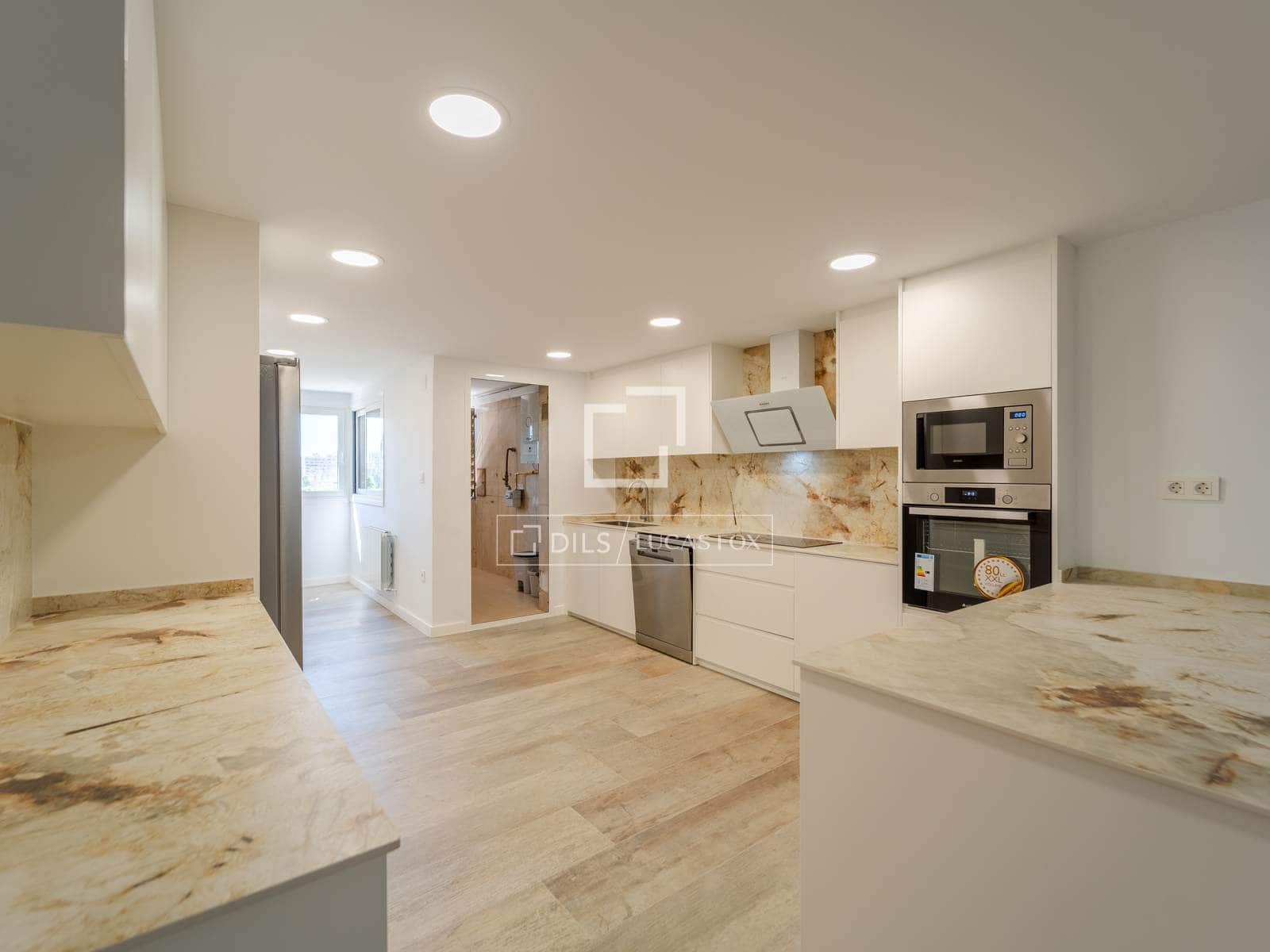 5 soverom Leilighet til leie i Valencia by med garasje - € 5 000 (Ref: 9866139)