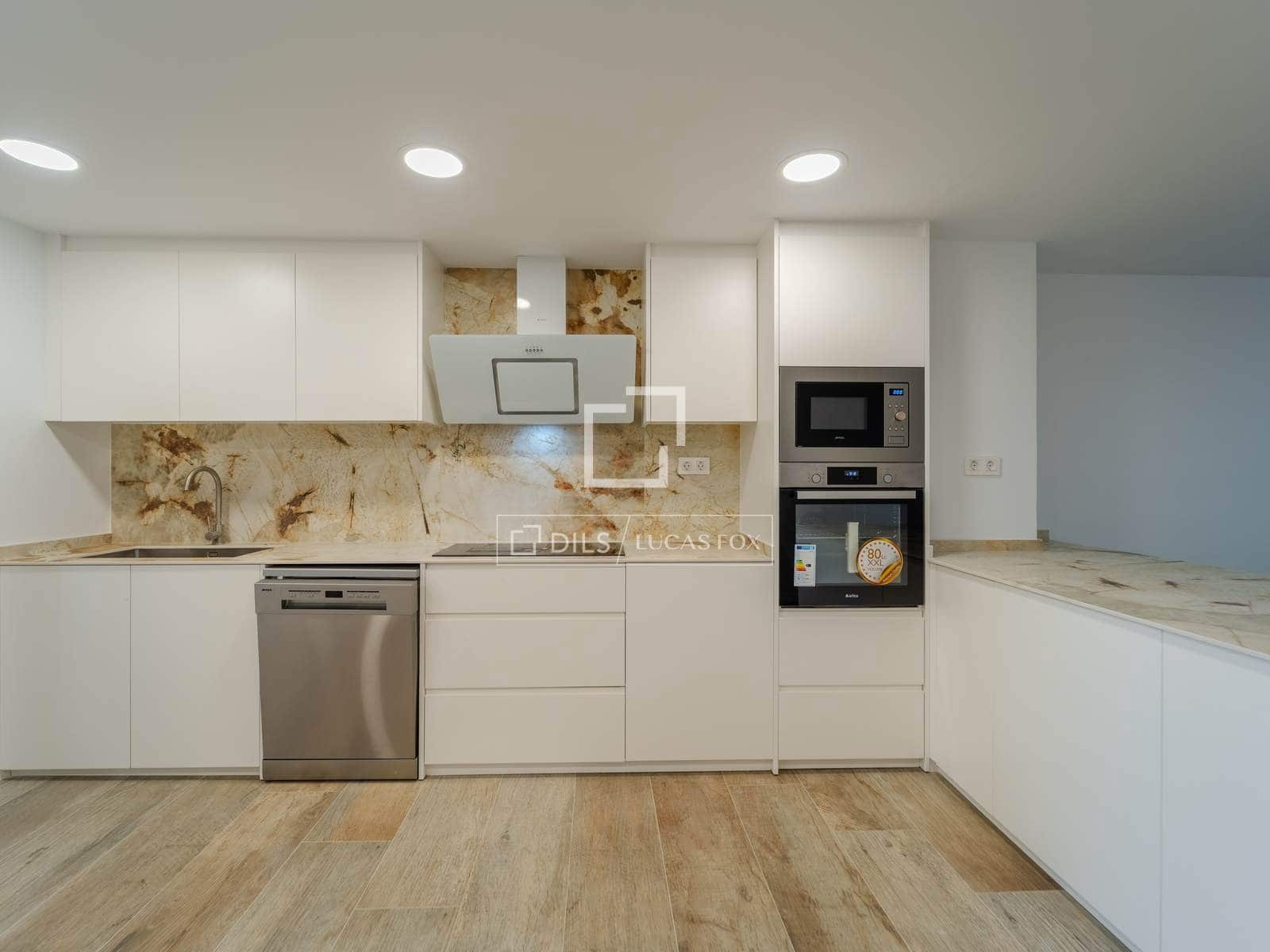 5 soverom Leilighet til leie i Valencia by med garasje - € 5 000 (Ref: 9866139)
