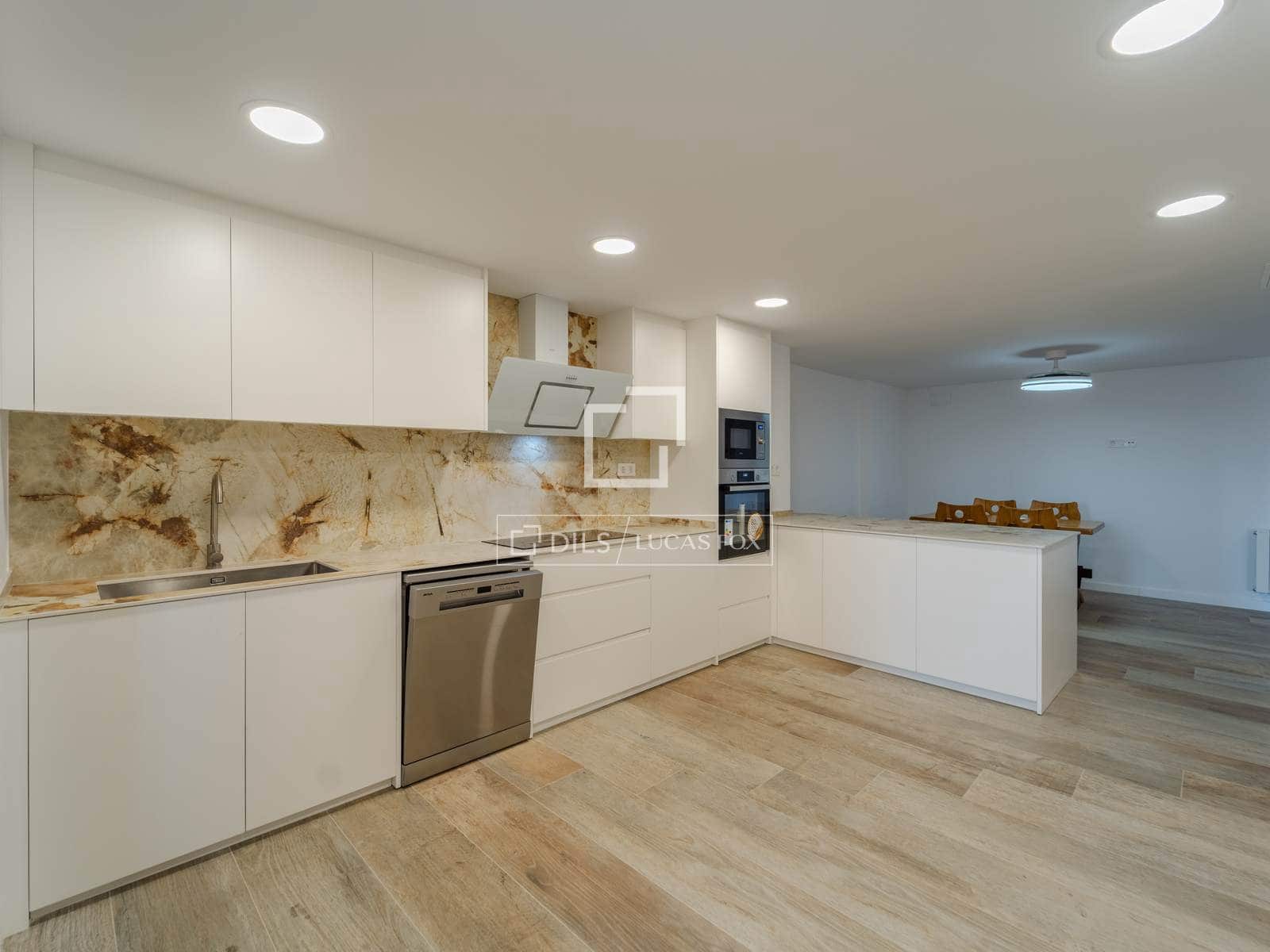 5 soverom Leilighet til leie i Valencia by med garasje - € 5 000 (Ref: 9866139)