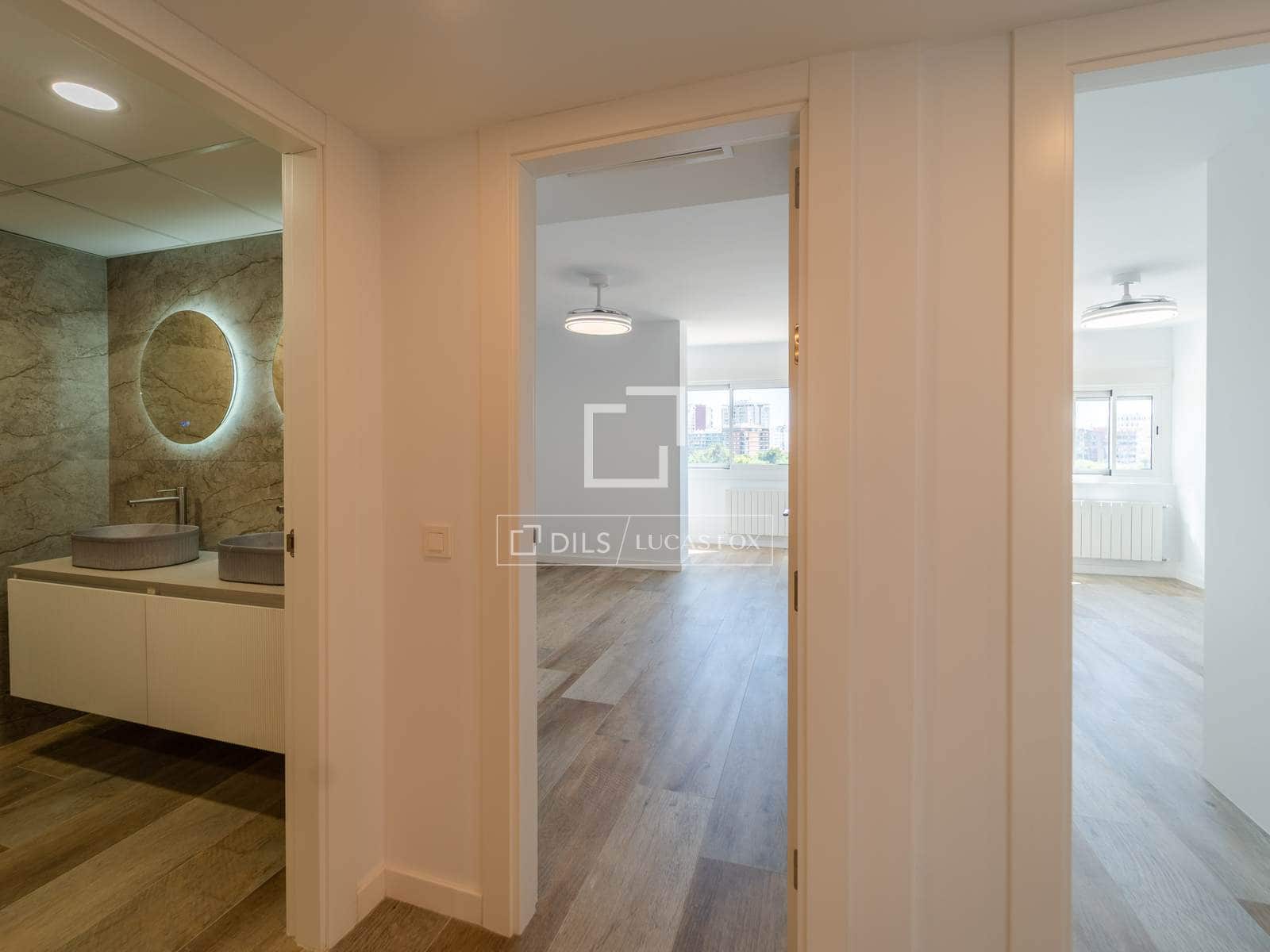 5 soverom Leilighet til leie i Valencia by med garasje - € 5 000 (Ref: 9866139)