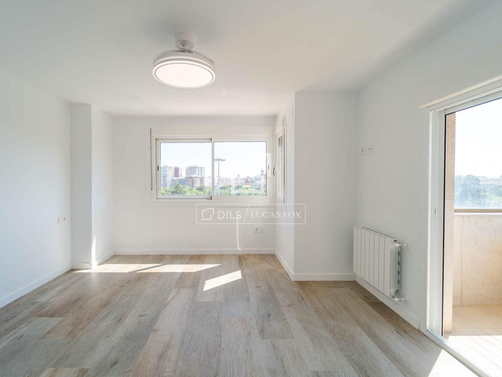 5 soverom Leilighet til leie i Valencia by med garasje - € 5 000 (Ref: 9866139)