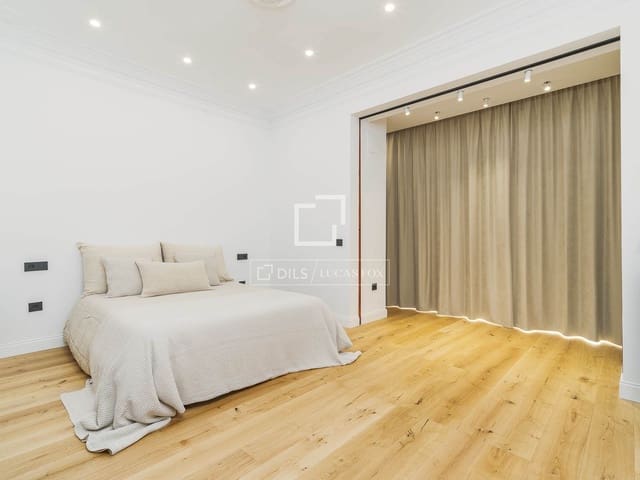 3 soveværelse Lejlighed til salg i Barcelona by - € 1.290.000 (Ref: 9866140)