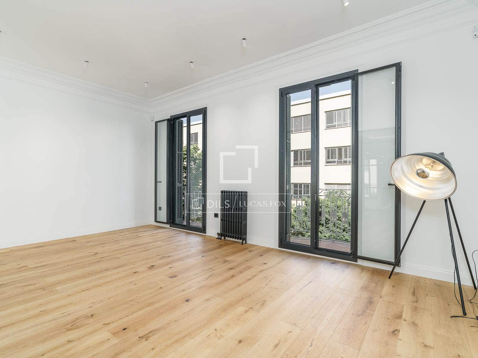3 soveværelse Lejlighed til salg i Barcelona by - € 1.290.000 (Ref: 9866140)