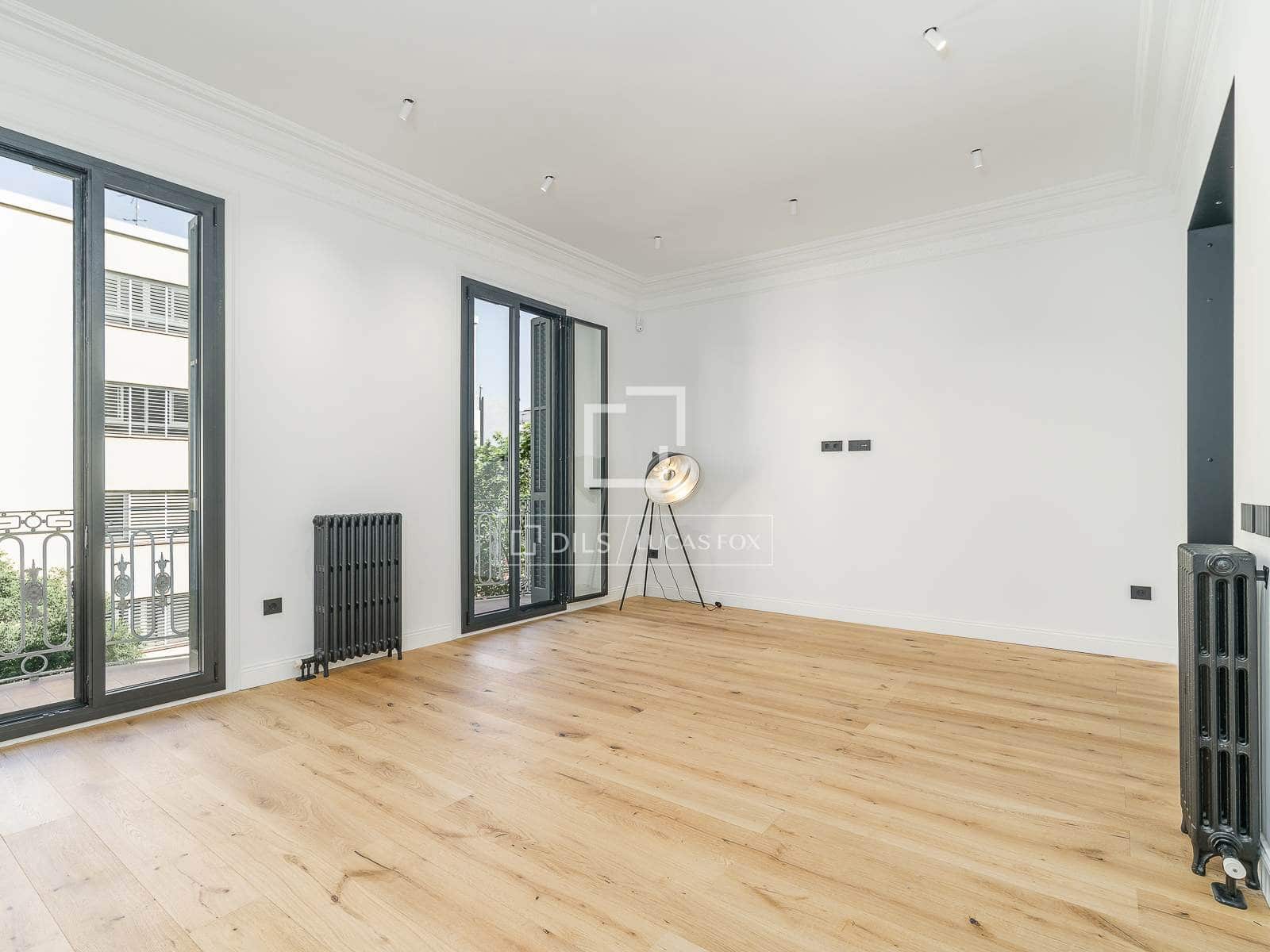 3 soveværelse Lejlighed til salg i Barcelona by - € 1.290.000 (Ref: 9866140)