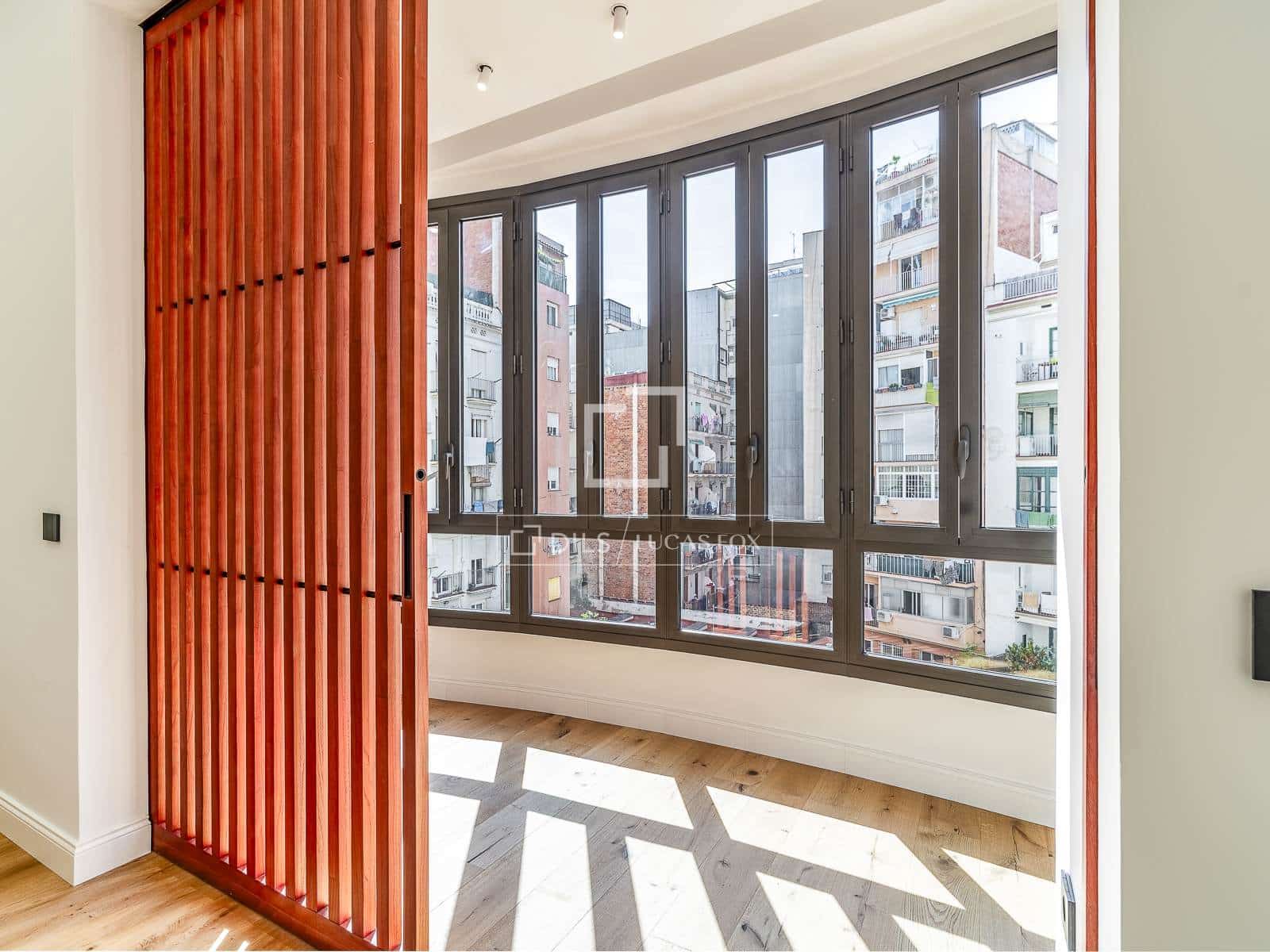 3 soveværelse Lejlighed til salg i Barcelona by - € 1.290.000 (Ref: 9866140)