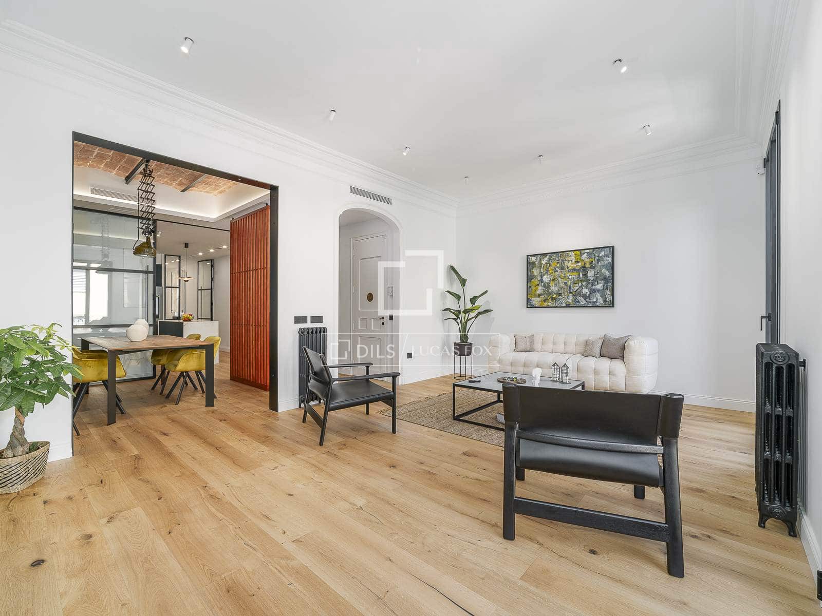 3 soveværelse Lejlighed til salg i Barcelona by - € 1.190.000 (Ref: 9866140)